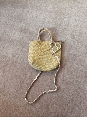 Donni Woven Straw Crossbody Bag - Natural Straw